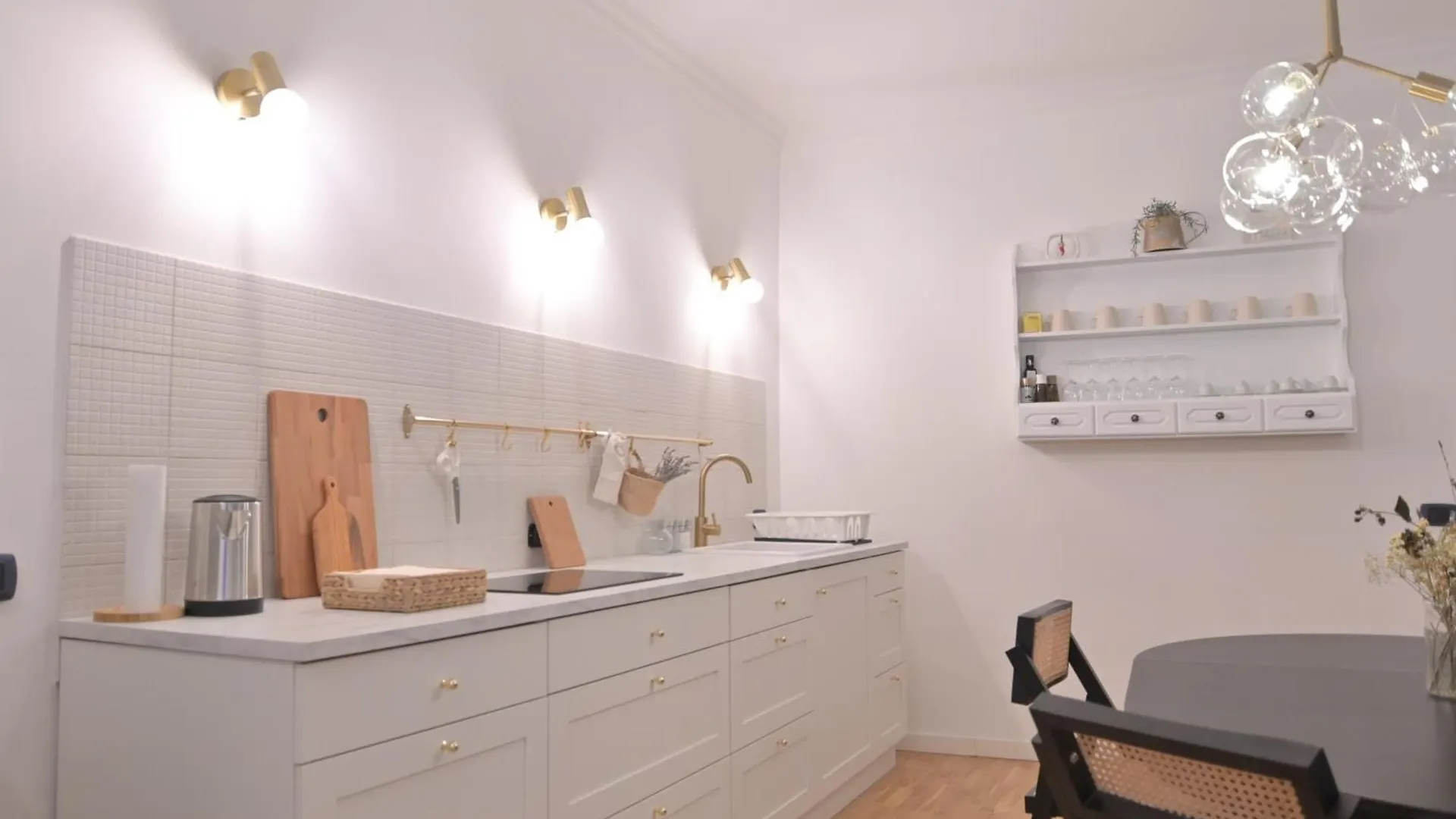 Mediterranea Home Napoli 0*, Νάπολη