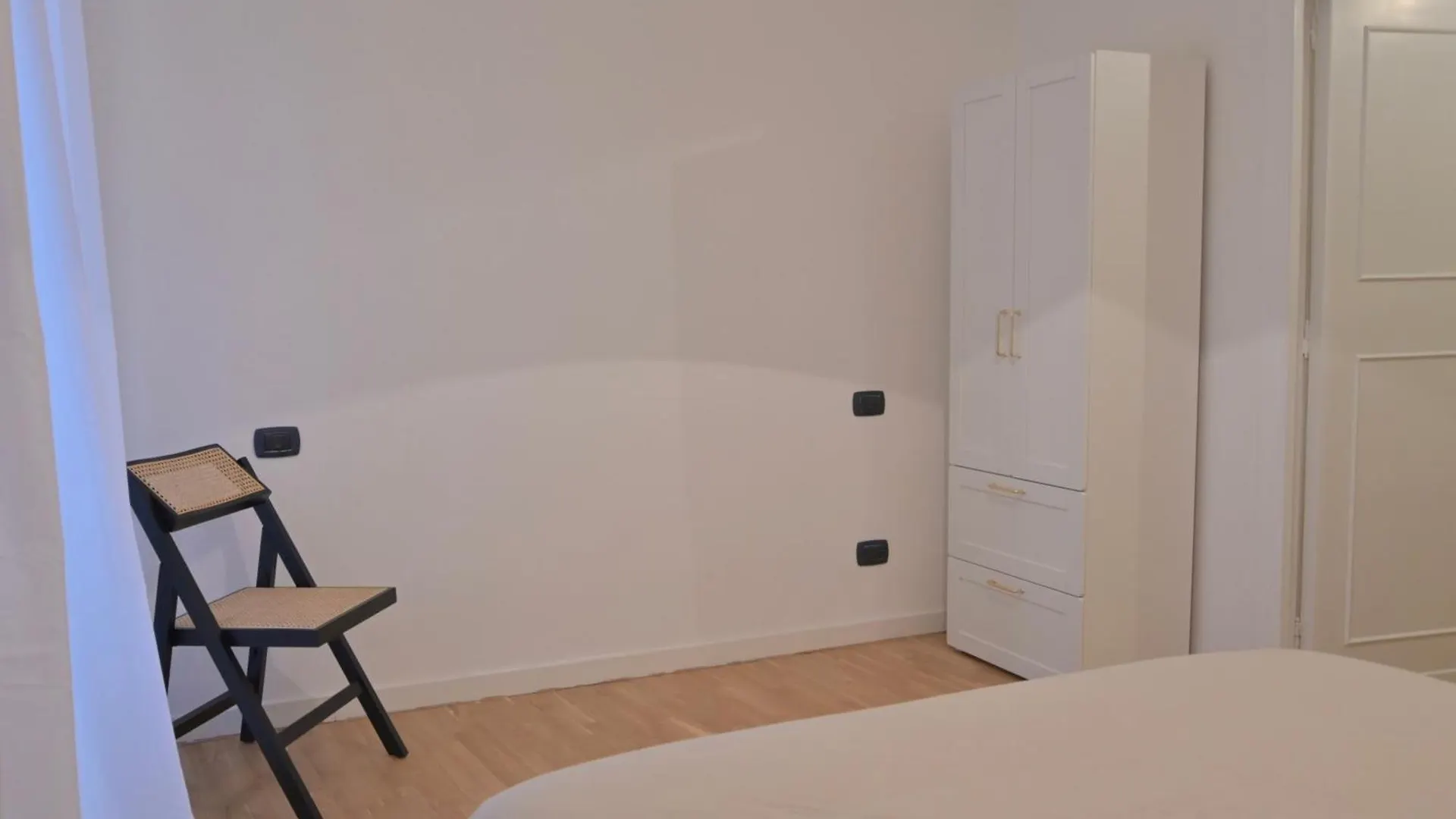Mediterranea Home Napoli 0*, Neapol